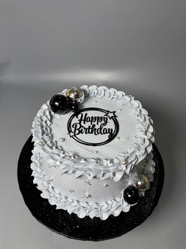 Cake: 8 inches 1 Layer